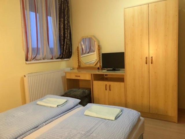 Vadvirag Vendeghaz Hotell Lenti Exteriör bild