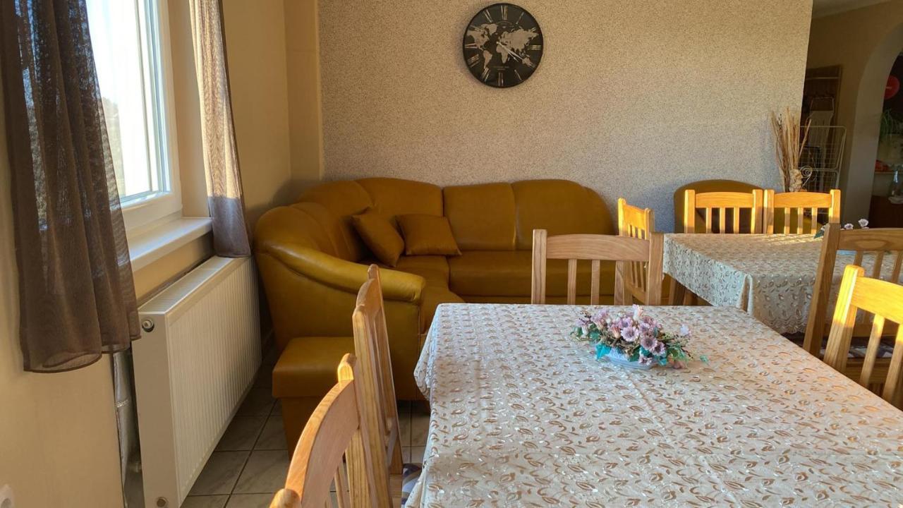 Vadvirag Vendeghaz Hotell Lenti Exteriör bild