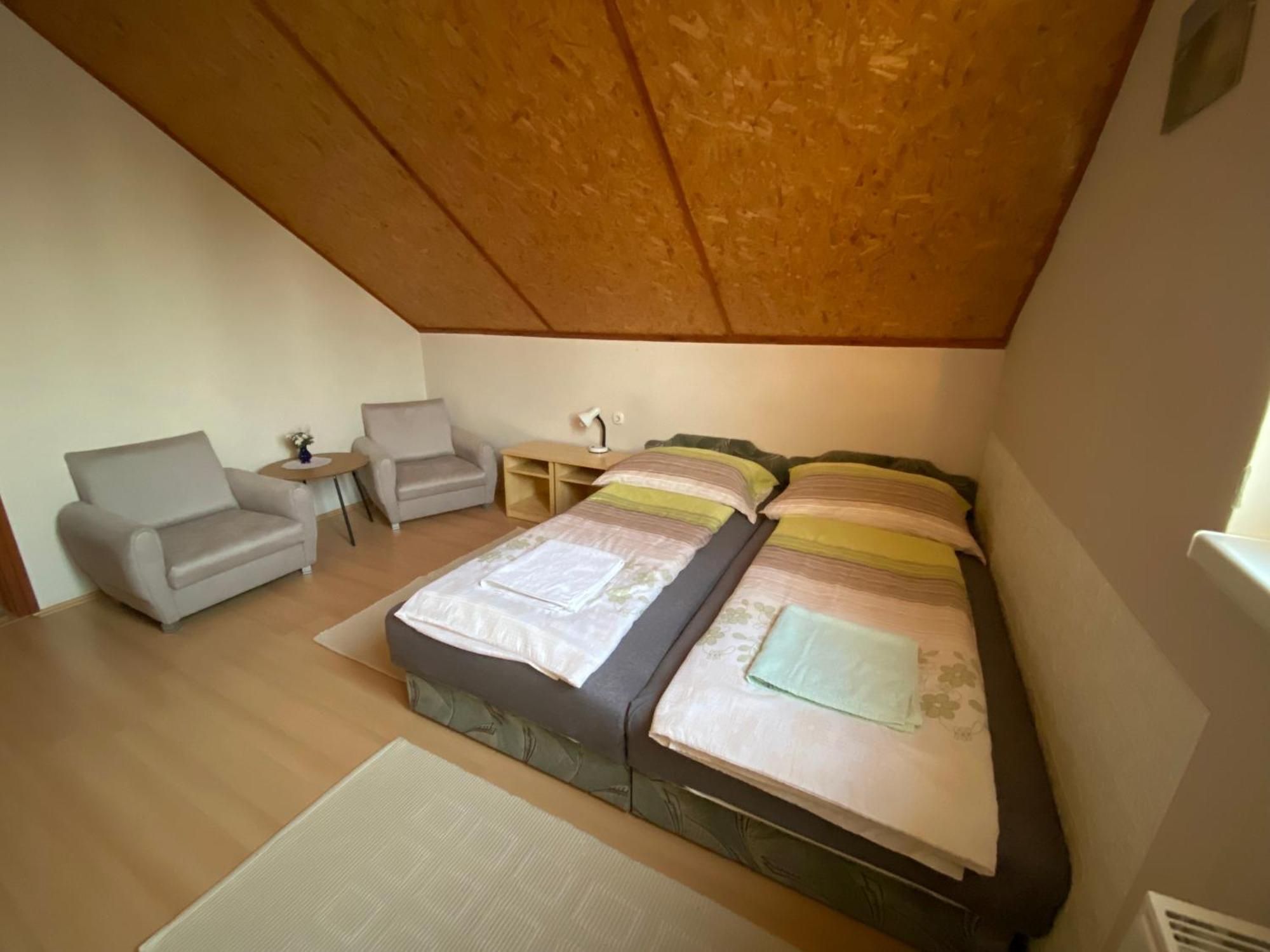 Vadvirag Vendeghaz Hotell Lenti Exteriör bild