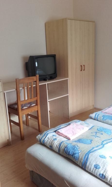 Vadvirag Vendeghaz Hotell Lenti Exteriör bild