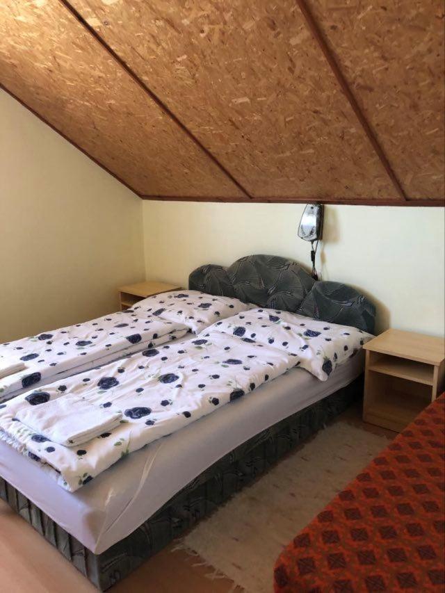 Vadvirag Vendeghaz Hotell Lenti Exteriör bild